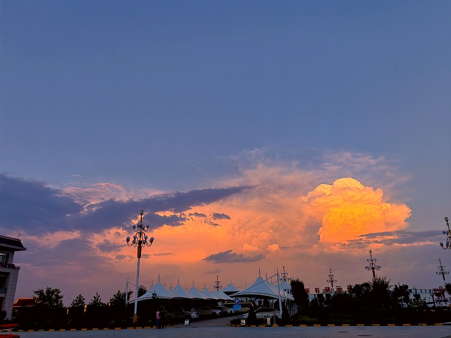 图一 CA88斑斓云彩 智能化治理办公室 杨宇蒙.jpg